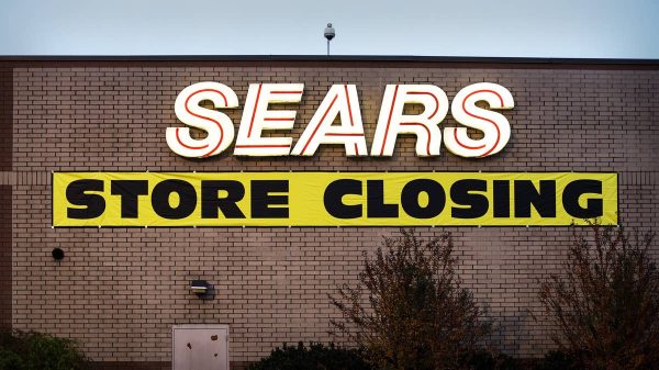 140-year-old mall retail giant only has 5 locations left