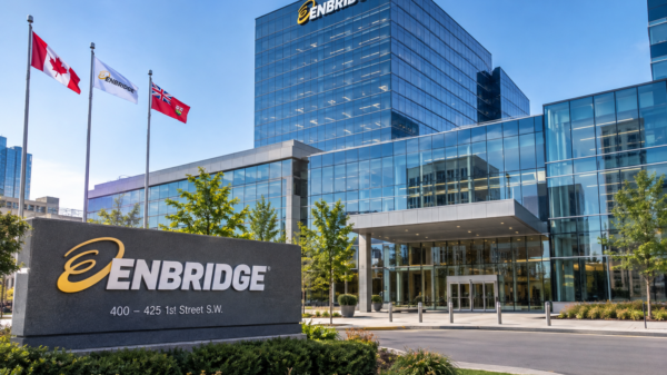 Here’s why the Enbridge stock is in a strong downward trend